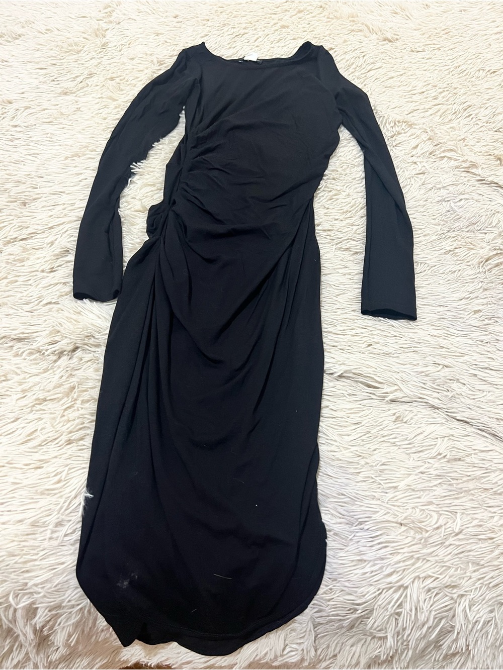 VENUS Black Long Sleeve Ruched Midi Dress